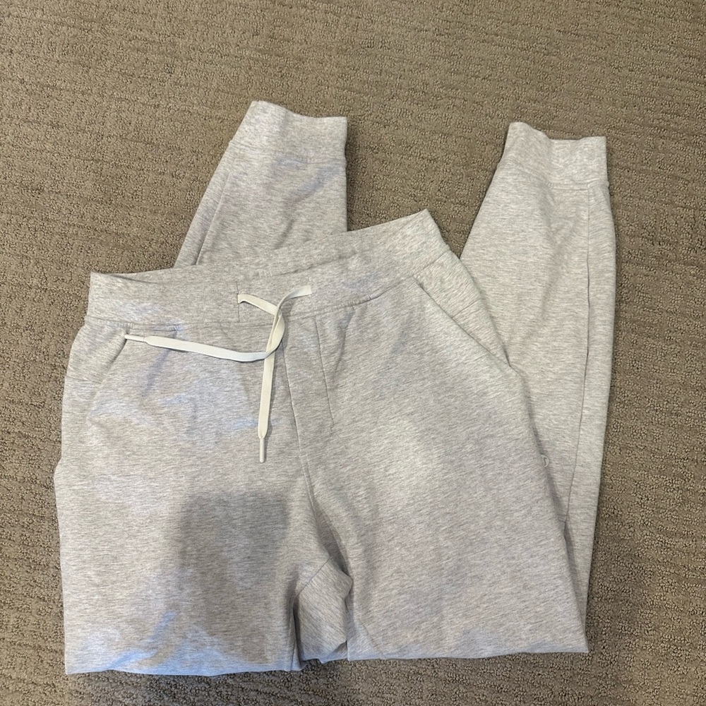 Men’s Lululemon joggers